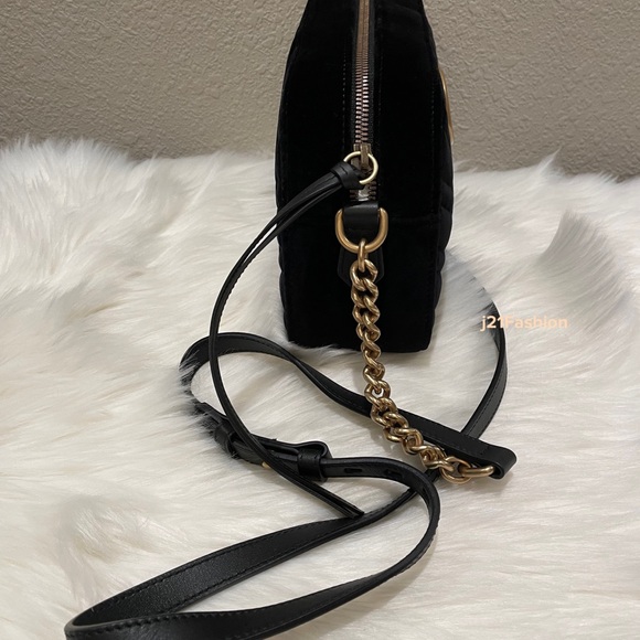 Gucci Camera Bag GG Marmont Velvet Small Black. - Picture 3 of 11